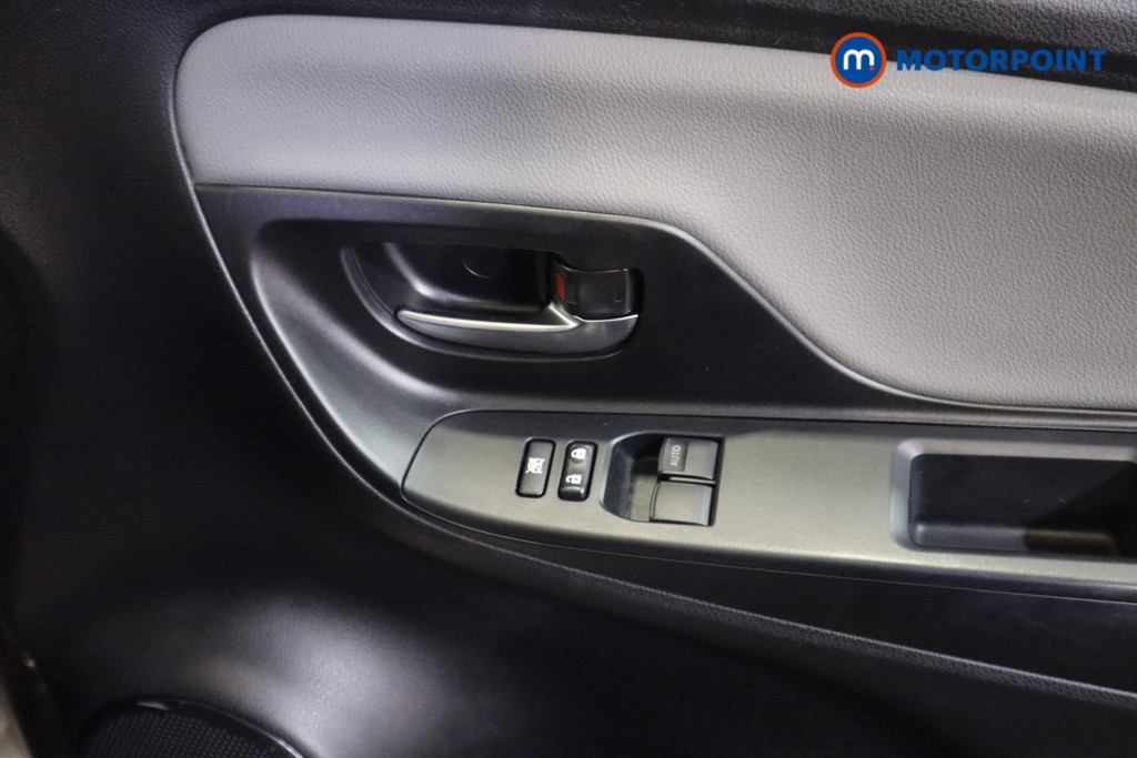 Toyota Yaris Icon Tech Manual Petrol Hatchback - Stock Number (1588034) - 10th supplementary image