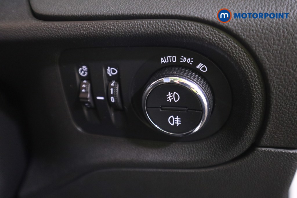 Vauxhall Grandland X Griffin Manual Petrol SUV - Stock Number (1588050) - 13th supplementary image