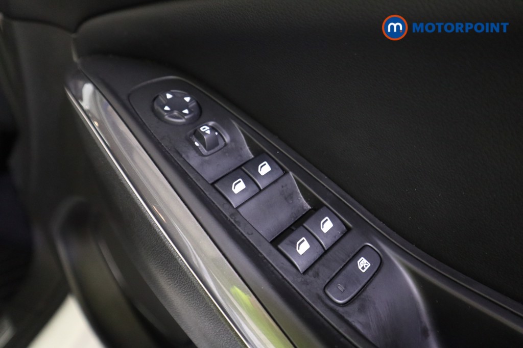 Vauxhall Grandland X Griffin Manual Petrol SUV - Stock Number (1588050) - 14th supplementary image