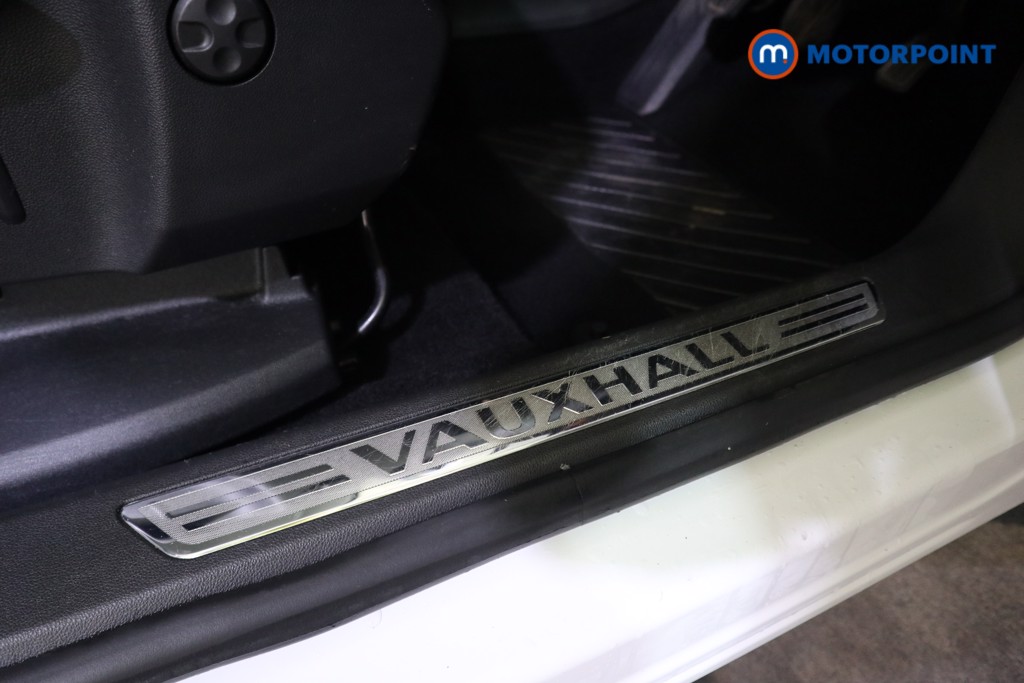 Vauxhall Grandland X Griffin Manual Petrol SUV - Stock Number (1588050) - 15th supplementary image