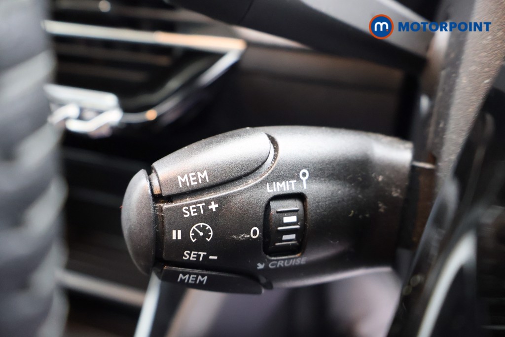 Peugeot 208 Active Premium Manual Petrol Hatchback - Stock Number (1588162) - 5th supplementary image