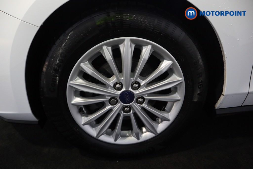 Ford Focus Titanium Manual Petrol Hatchback - Stock Number (1588175) - 22nd supplementary image