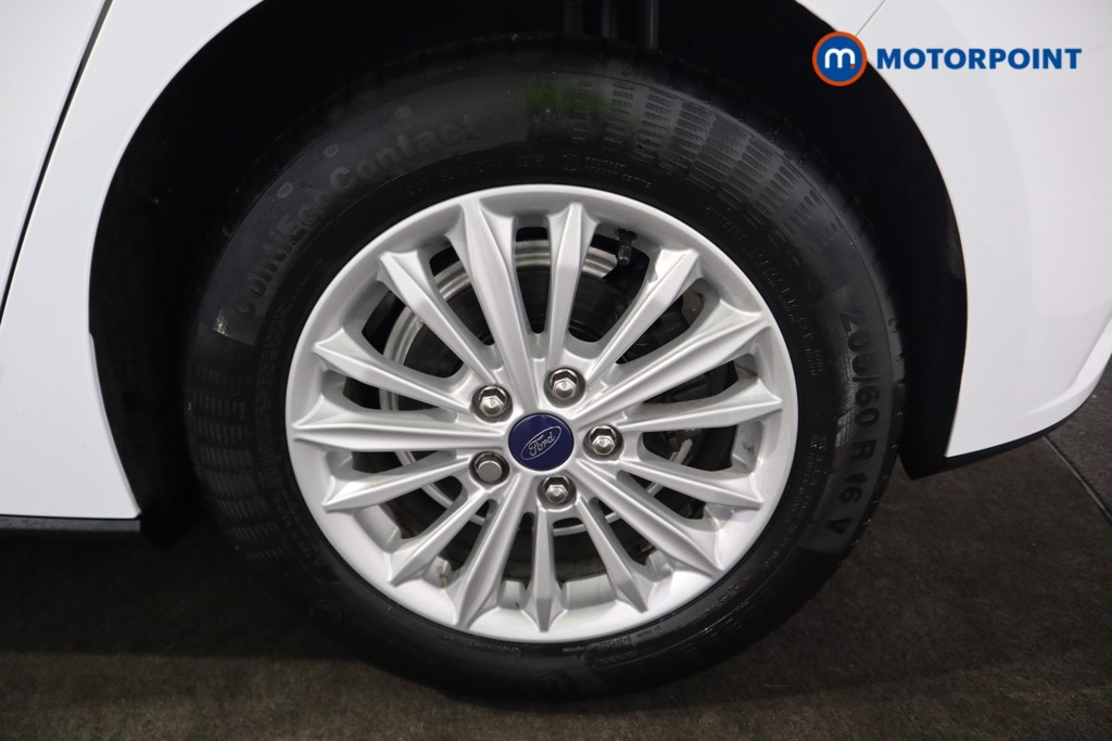 Ford Focus Titanium Manual Petrol Hatchback - Stock Number (1588175) - 23rd supplementary image
