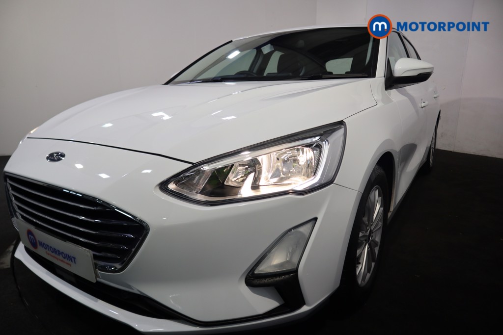 Ford Focus Titanium Manual Petrol Hatchback - Stock Number (1588175) - 30th supplementary image