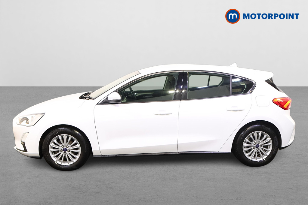 Ford Focus Titanium Manual Petrol Hatchback - Stock Number (1588175) - Passenger side