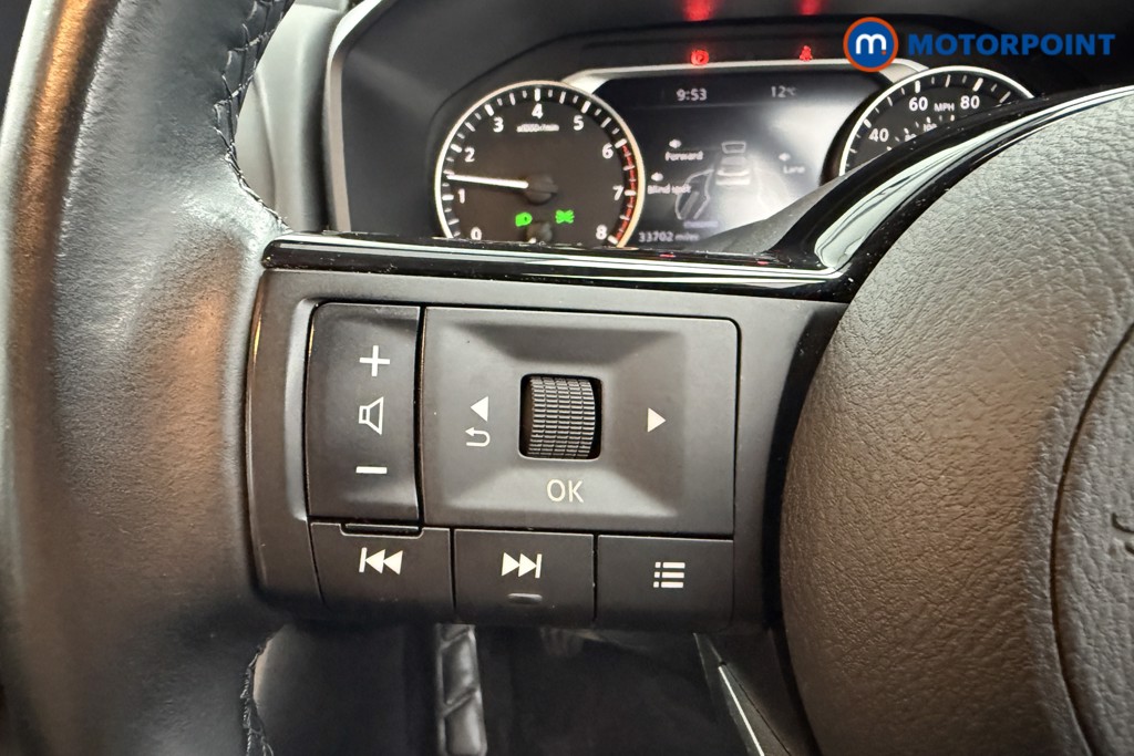 Nissan Qashqai Acenta Premium Manual Petrol SUV - Stock Number (1588277) - 4th supplementary image