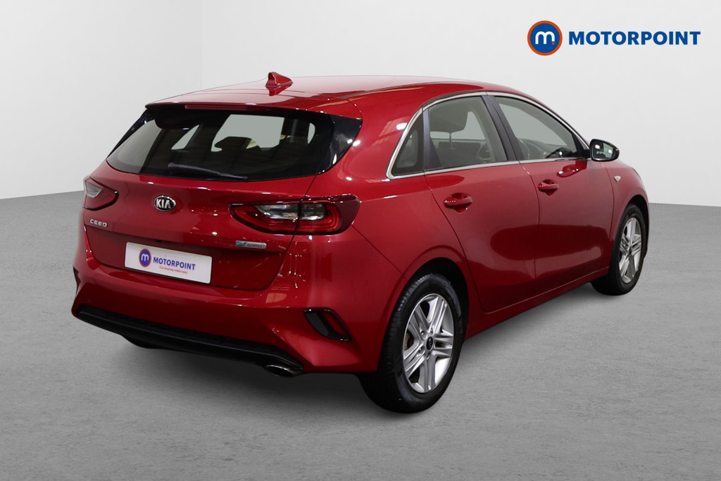 KIA Ceed 2 Manual Diesel Hatchback - Stock Number (1588280) - Drivers side rear corner