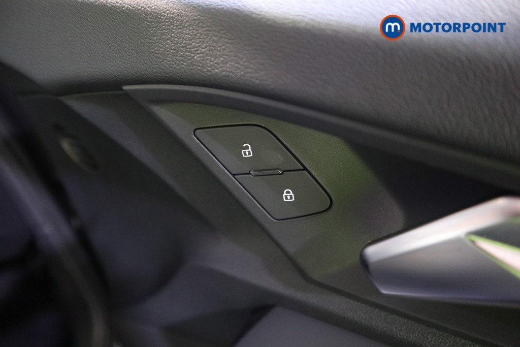 Audi A3 Technik Manual Petrol Hatchback - Stock Number (1588292) - 12th supplementary image