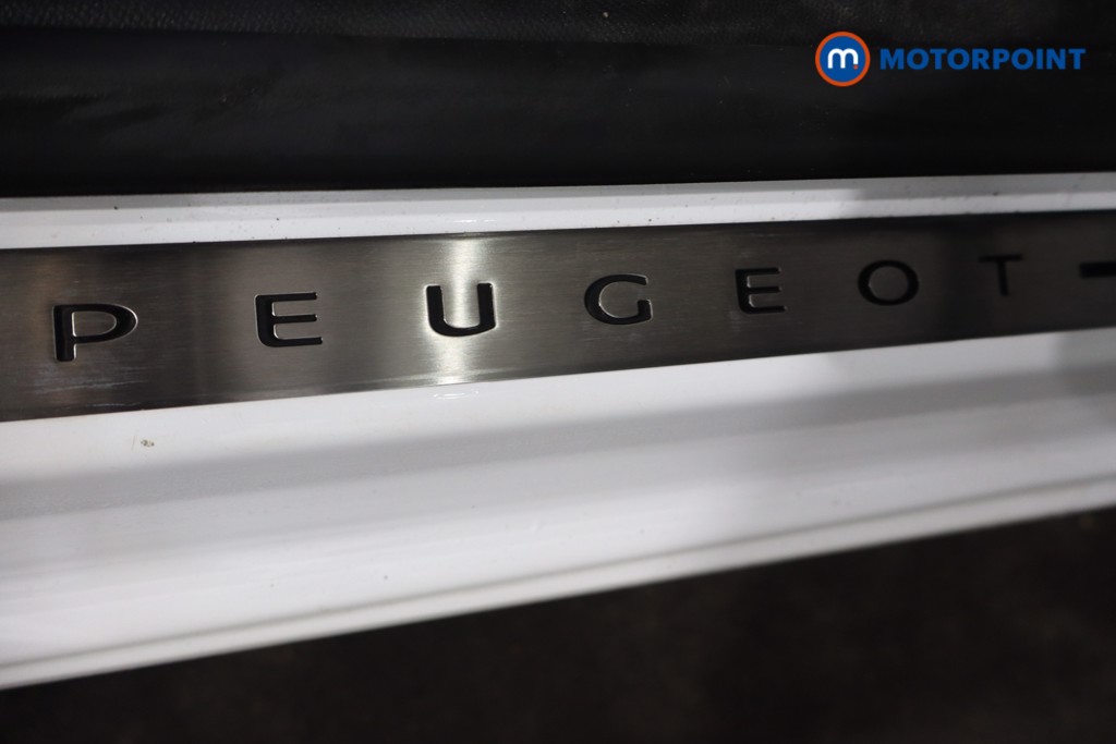 Peugeot 2008 Gt Premium Automatic Petrol SUV - Stock Number (1588429) - 21st supplementary image