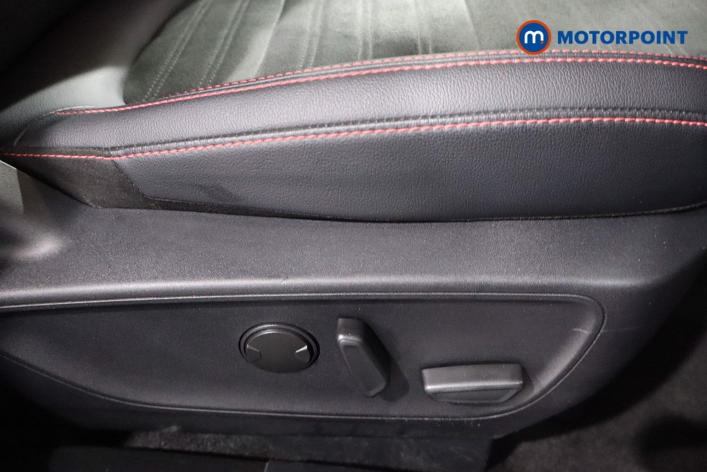 Ford Kuga St-Line Edition Automatic Petrol Plug-In Hybrid SUV - Stock Number (1588502) - 23rd supplementary image