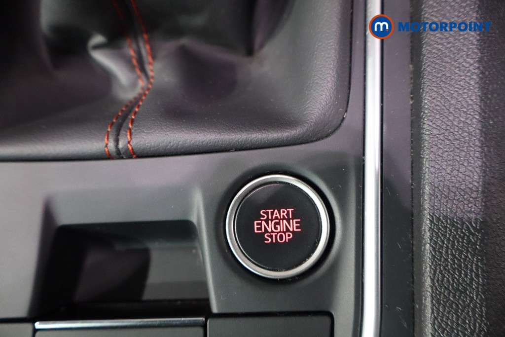 Seat Leon FR Manual Petrol Estate - Stock Number (1588524) - 13th supplementary image