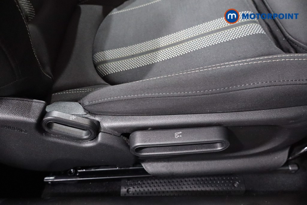 Mini Hatchback Cooper S Classic Manual Petrol Hatchback - Stock Number (1588526) - 22nd supplementary image