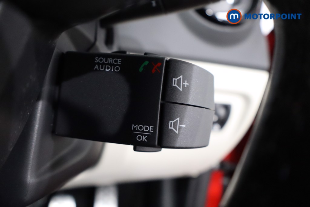 Renault Captur Gt Line Manual Petrol SUV - Stock Number (1588529) - 18th supplementary image