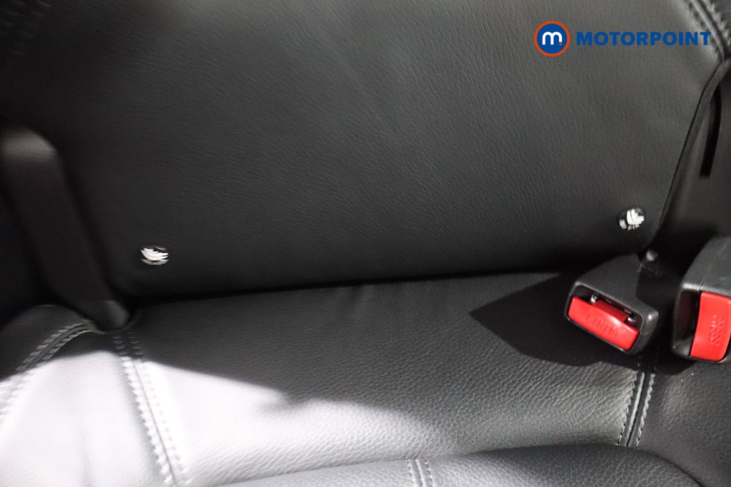 Renault Captur Gt Line Manual Petrol SUV - Stock Number (1588529) - 26th supplementary image