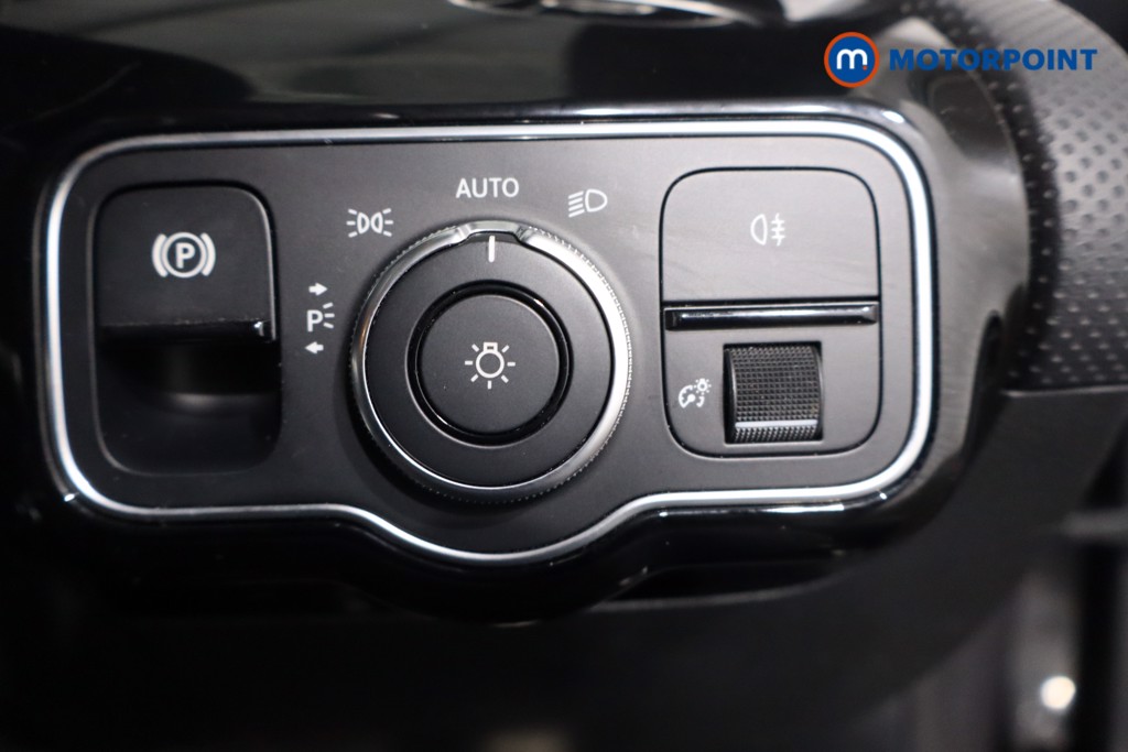 Mercedes-Benz CLA Amg Line Automatic Petrol Coupe - Stock Number (1588573) - 21st supplementary image