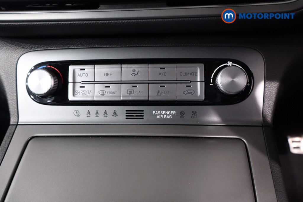 Hyundai Kona Premium Automatic Electric SUV - Stock Number (1588581) - 16th supplementary image