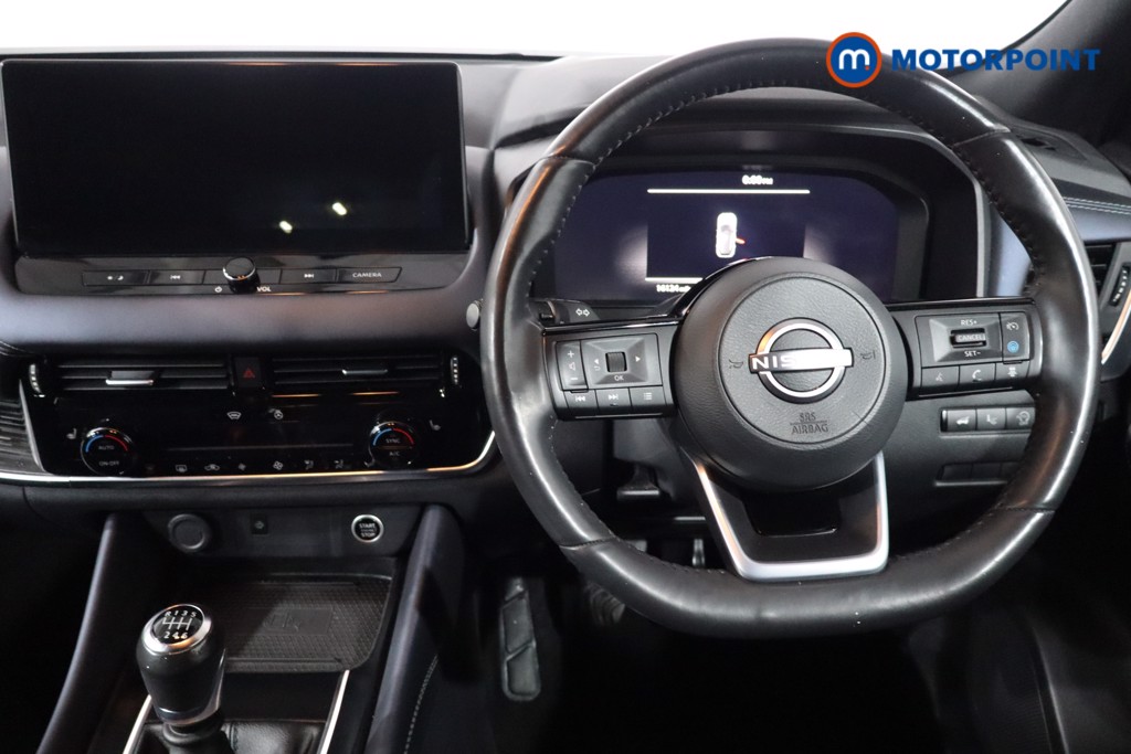 Nissan Qashqai Tekna Manual Petrol SUV - Stock Number (1588774) - 3rd supplementary image