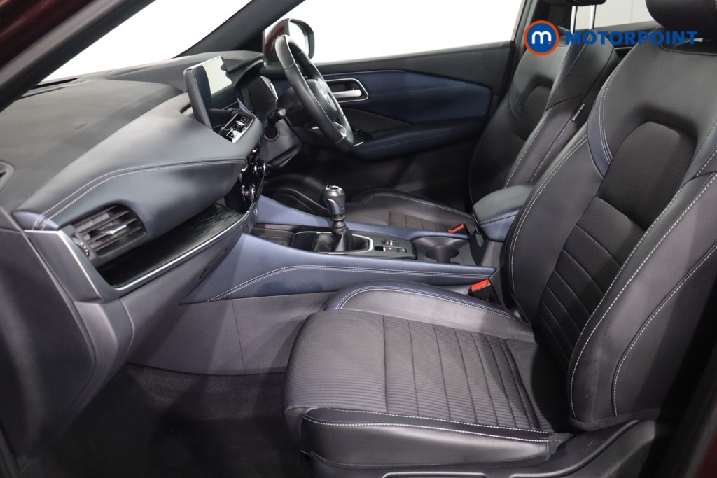Nissan Qashqai Tekna Manual Petrol SUV - Stock Number (1588774) - 4th supplementary image