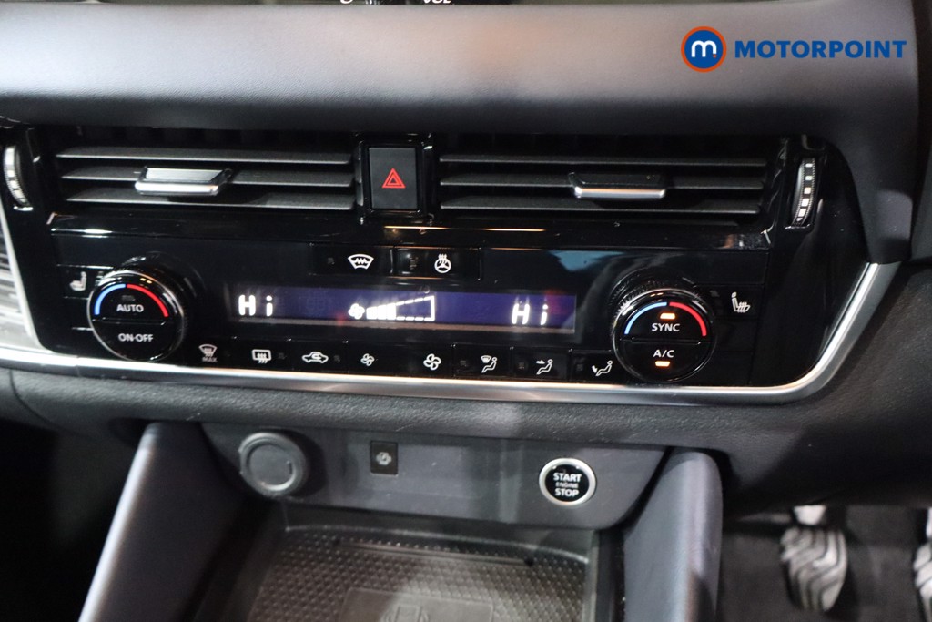 Nissan Qashqai Tekna Manual Petrol SUV - Stock Number (1588774) - 17th supplementary image