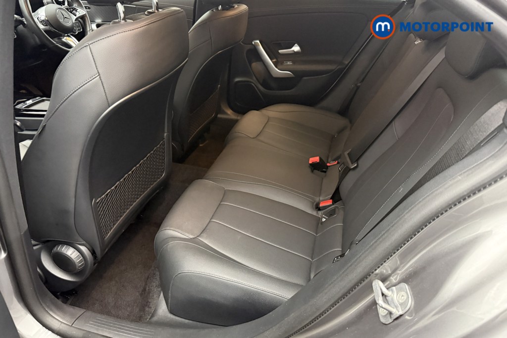 Mercedes-Benz CLA Sport Automatic Diesel Coupe - Stock Number (1588813) - 4th supplementary image