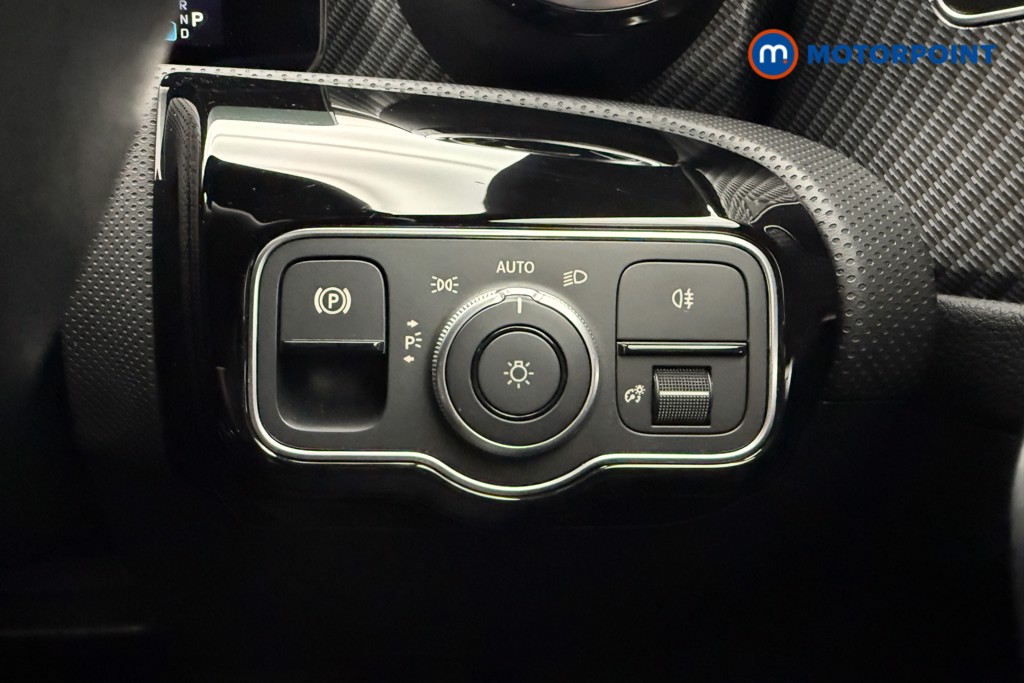 Mercedes-Benz CLA Sport Automatic Diesel Coupe - Stock Number (1588813) - 19th supplementary image