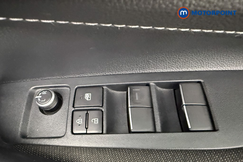 Toyota Corolla Icon Automatic Petrol-Electric Hybrid Estate - Stock Number (1589107) - 19th supplementary image