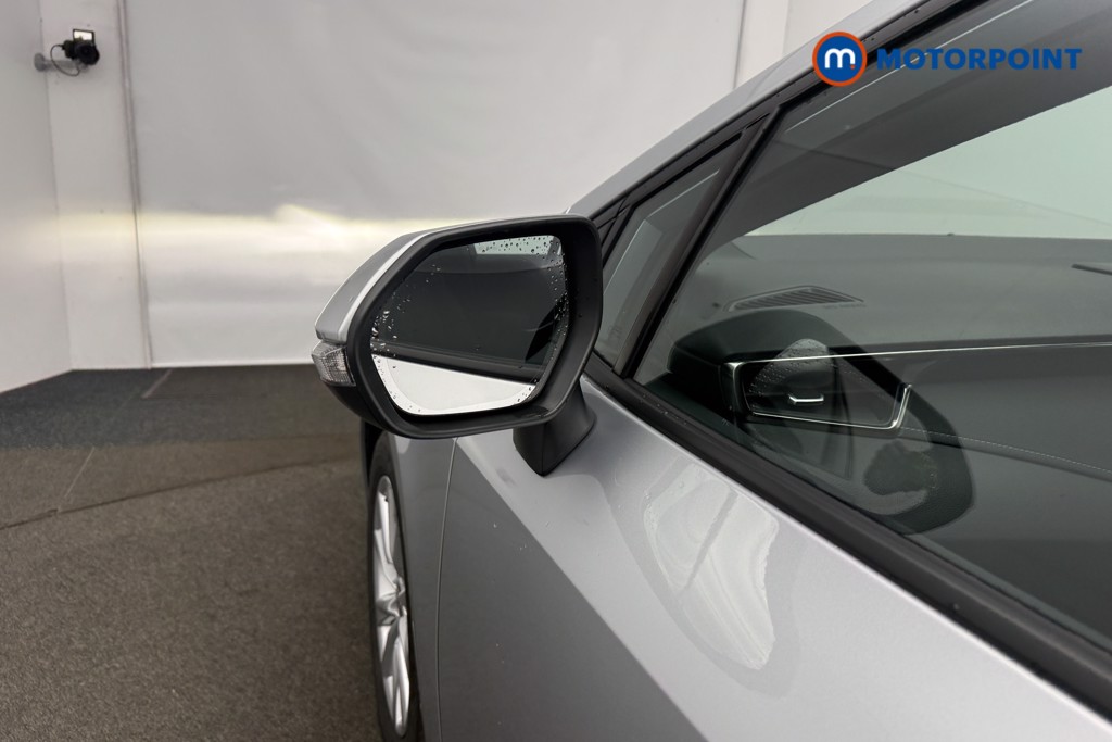 Toyota Corolla Icon Automatic Petrol-Electric Hybrid Estate - Stock Number (1589107) - 31st supplementary image