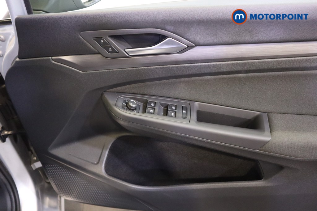 Volkswagen Golf Style Manual Petrol Hatchback - Stock Number (1589281) - 9th supplementary image