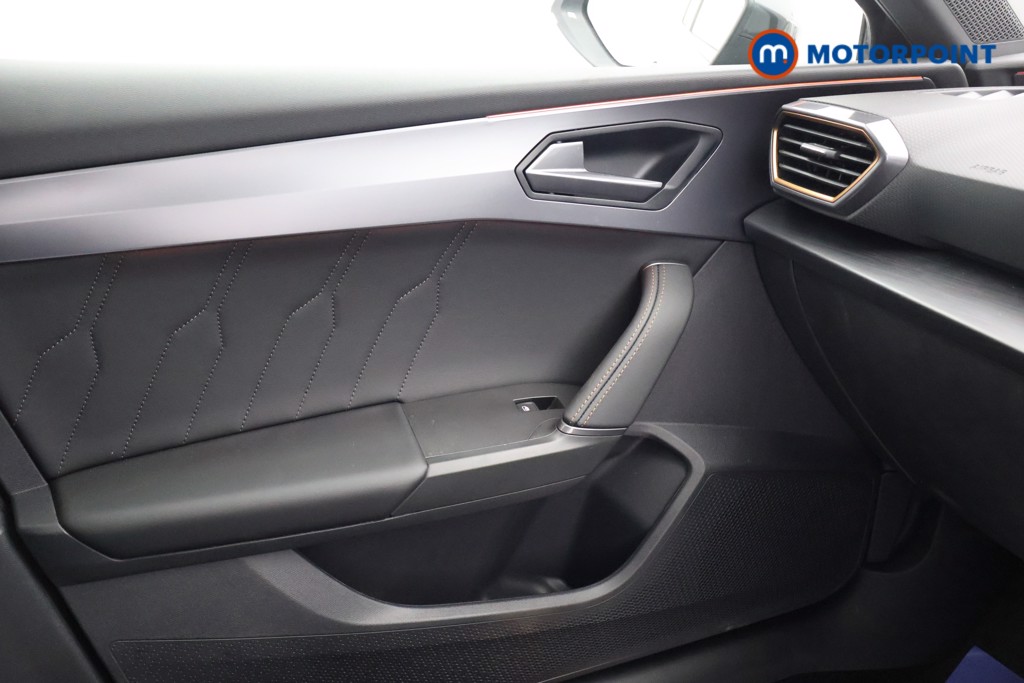 Cupra Leon Vz2 Design Edition Automatic Petrol Plug-In Hybrid Hatchback - Stock Number (1530493) - 18th supplementary image