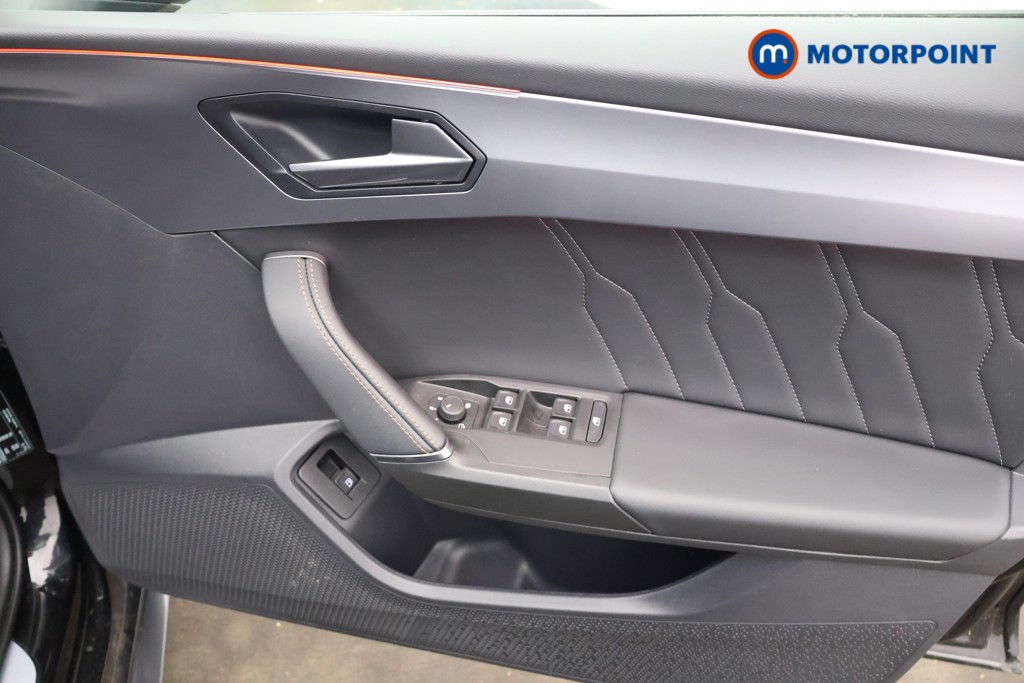 Cupra Leon Vz2 Design Edition Automatic Petrol Plug-In Hybrid Hatchback - Stock Number (1530493) - 19th supplementary image