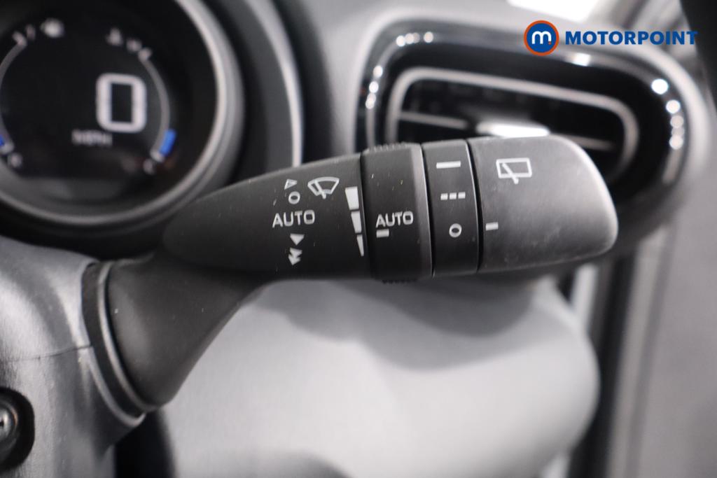 Toyota Yaris Cross Icon Automatic Petrol-Electric Hybrid Estate - Stock Number (1561837) - 9th supplementary image