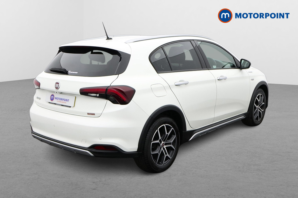 Fiat Tipo Cross 1.0 5Dr Manual Petrol Hatchback - Stock Number (1562245) - Drivers side rear corner