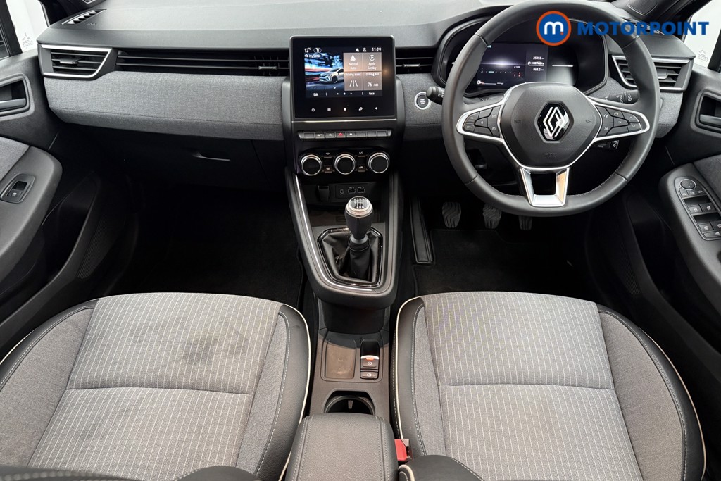 Renault Clio Techno Manual Petrol Hatchback - Stock Number (1570194) - 2nd supplementary image