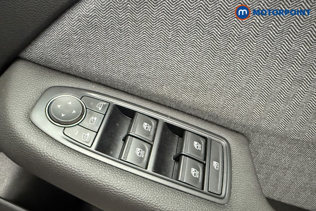 Renault Clio Techno Manual Petrol Hatchback - Stock Number (1570194) - 18th supplementary image