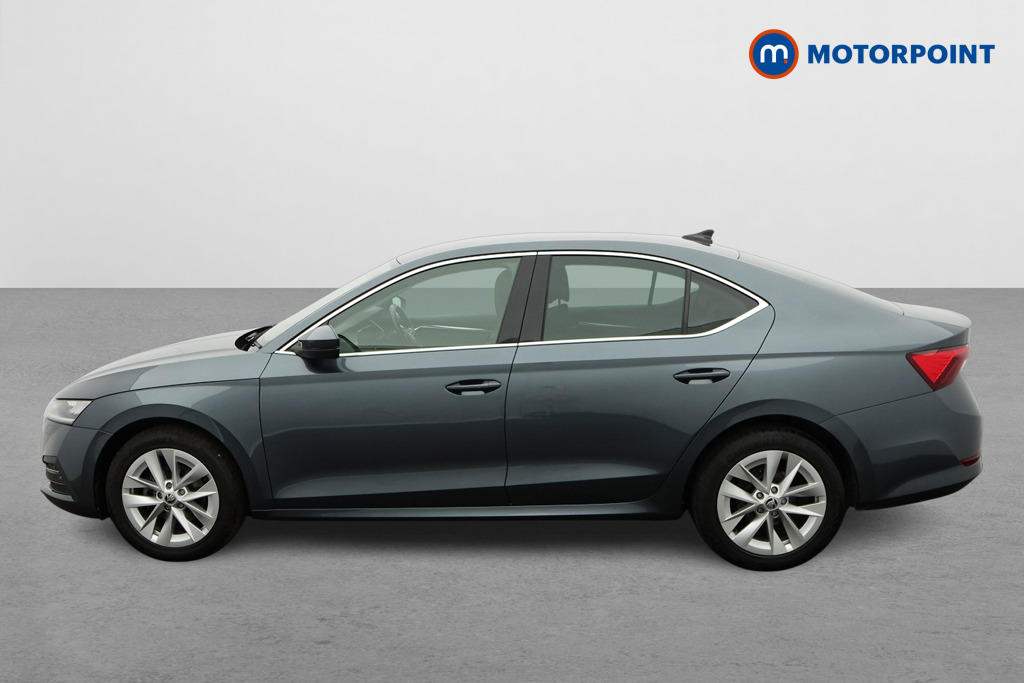 Skoda Octavia Se L Manual Petrol Hatchback - Stock Number (1570583) - Passenger side