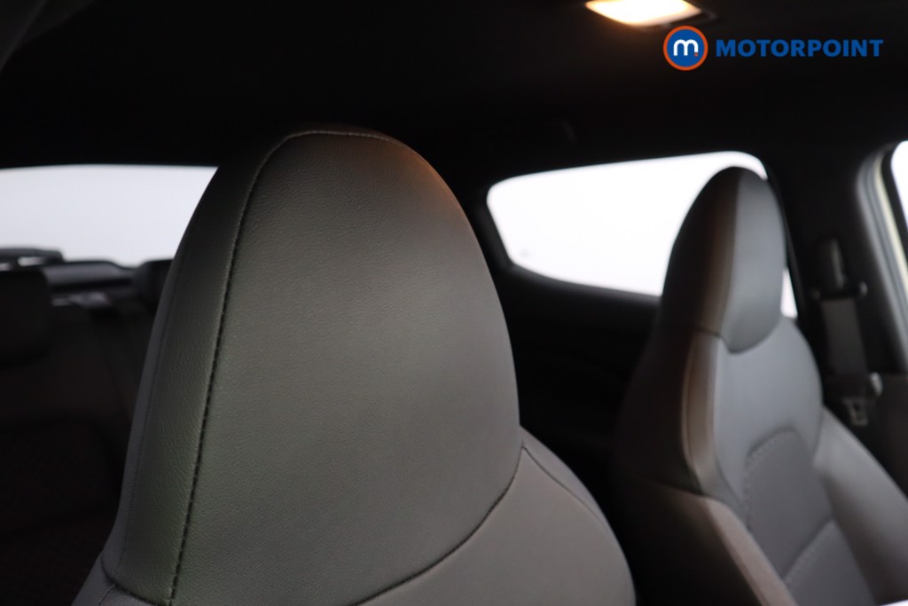 Nissan Juke N-Connecta Automatic Petrol-Electric Hybrid SUV - Stock Number (1571595) - 12th supplementary image
