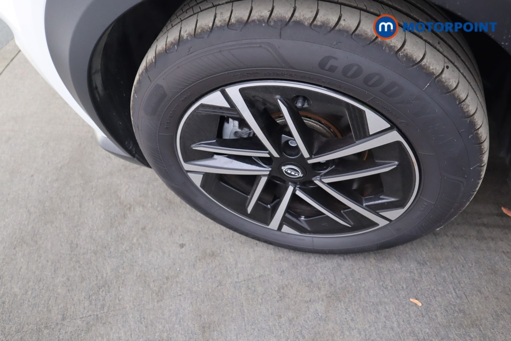 Nissan Juke N-Connecta Automatic Petrol-Electric Hybrid SUV - Stock Number (1571595) - 27th supplementary image