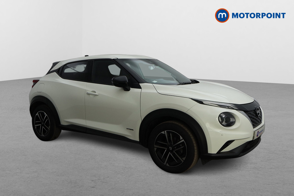 Nissan Juke N-Connecta Automatic Petrol-Electric Hybrid SUV - Stock Number (1571595) - Drivers side front corner