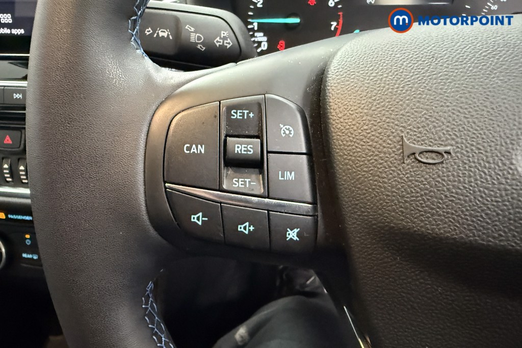 Ford Fiesta Active Manual Petrol Hatchback - Stock Number (1572635) - 4th supplementary image