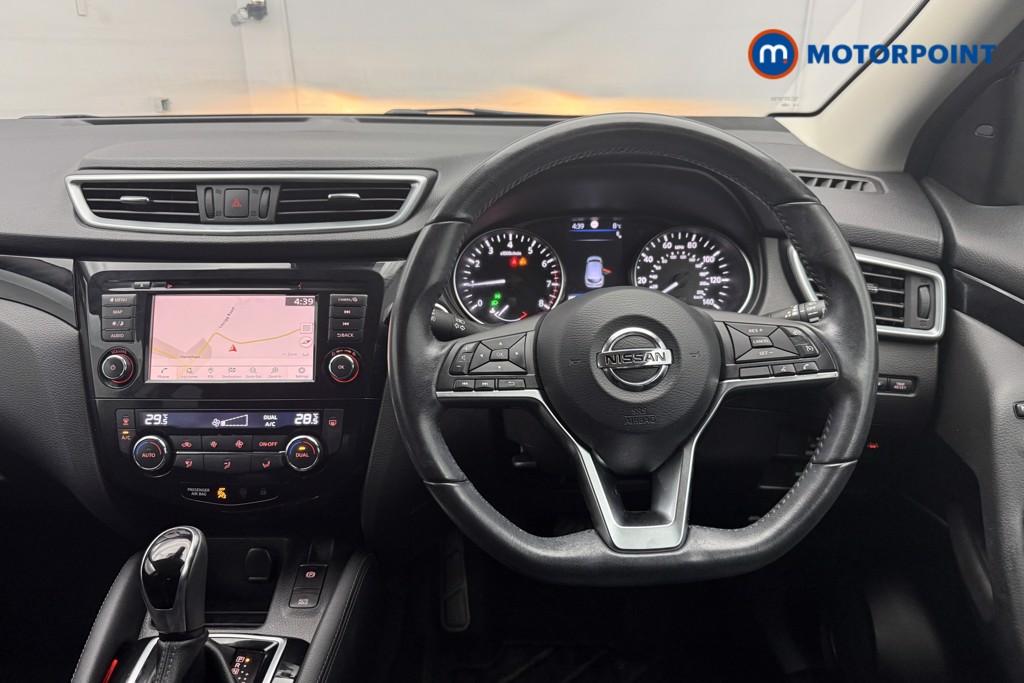 Nissan Qashqai N-Connecta Automatic Petrol SUV - Stock Number (1572934) - 2nd supplementary image