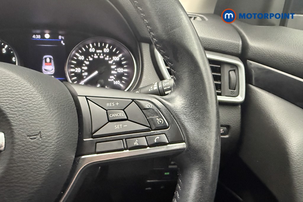 Nissan Qashqai N-Connecta Automatic Petrol SUV - Stock Number (1572934) - 8th supplementary image