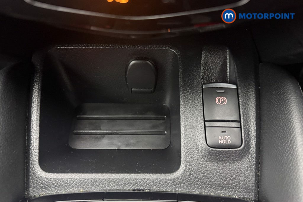 Nissan Qashqai N-Connecta Automatic Petrol SUV - Stock Number (1572934) - 14th supplementary image