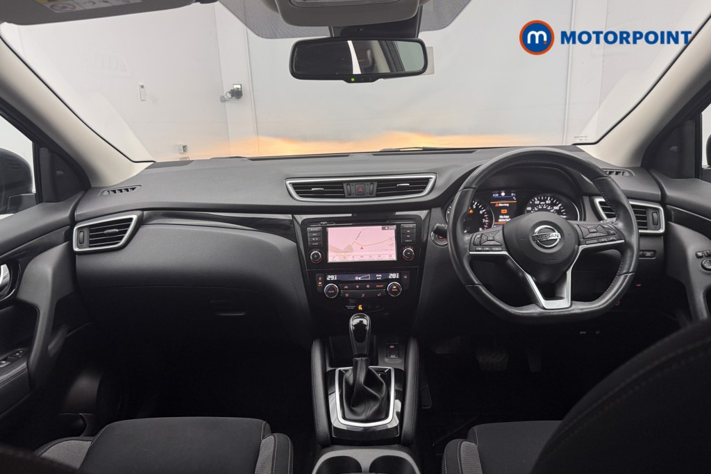 Nissan Qashqai N-Connecta Automatic Petrol SUV - Stock Number (1572934) - 1st supplementary image