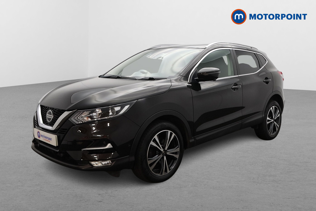 Nissan Qashqai N-Connecta Automatic Petrol SUV - Stock Number (1572934) - Passenger side front corner