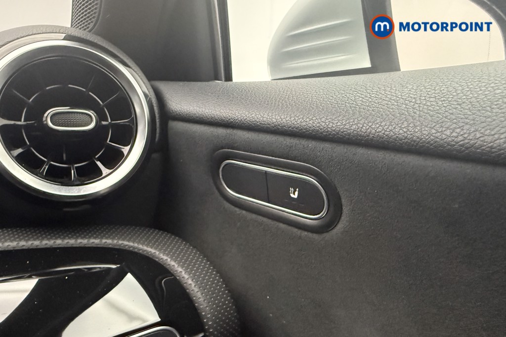 Mercedes-Benz A Class Amg Line Manual Petrol Hatchback - Stock Number (1573029) - 17th supplementary image
