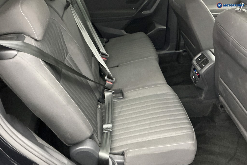 Volkswagen Tiguan Allspace Life Automatic Petrol SUV - Stock Number (1576219) - 4th supplementary image