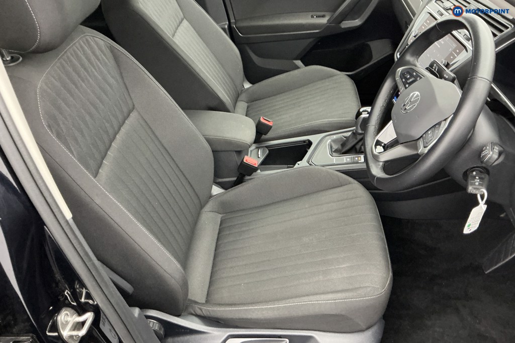 Volkswagen Tiguan Allspace Life Automatic Petrol SUV - Stock Number (1576219) - 5th supplementary image