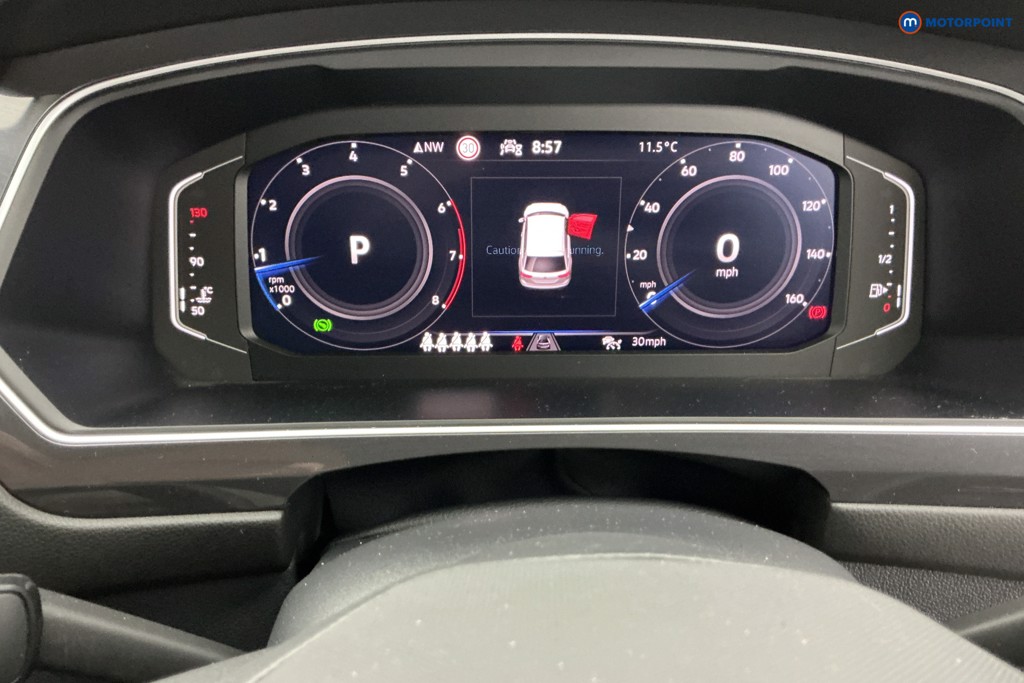 Volkswagen Tiguan Allspace Life Automatic Petrol SUV - Stock Number (1576219) - 9th supplementary image