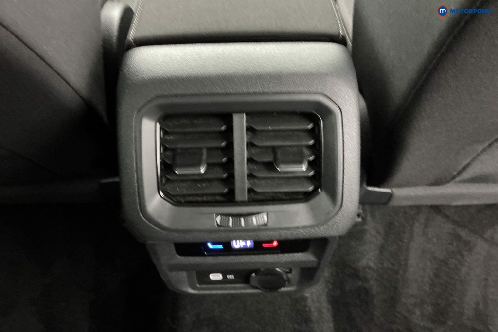 Volkswagen Tiguan Allspace Life Automatic Petrol SUV - Stock Number (1576219) - 10th supplementary image