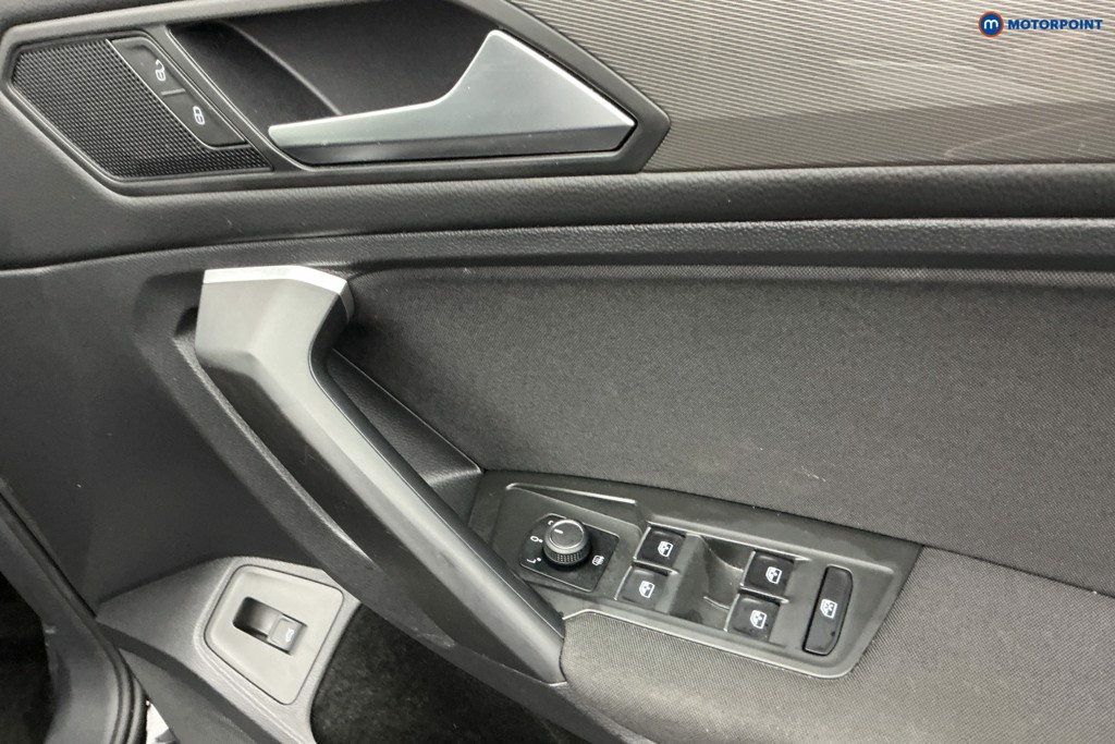 Volkswagen Tiguan Allspace Life Automatic Petrol SUV - Stock Number (1576219) - 23rd supplementary image